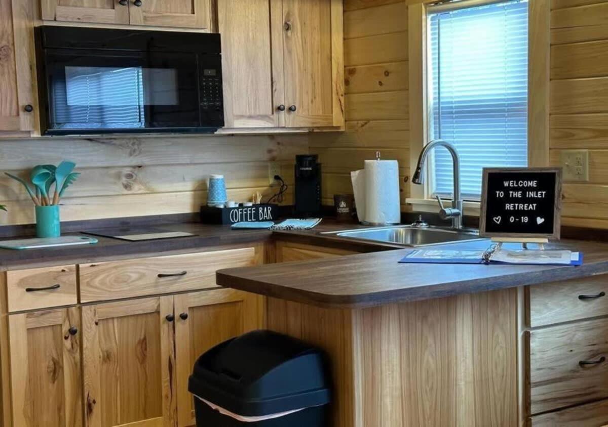 Get-Away Cabin In Surf City W Loft And Parking Exterior photo